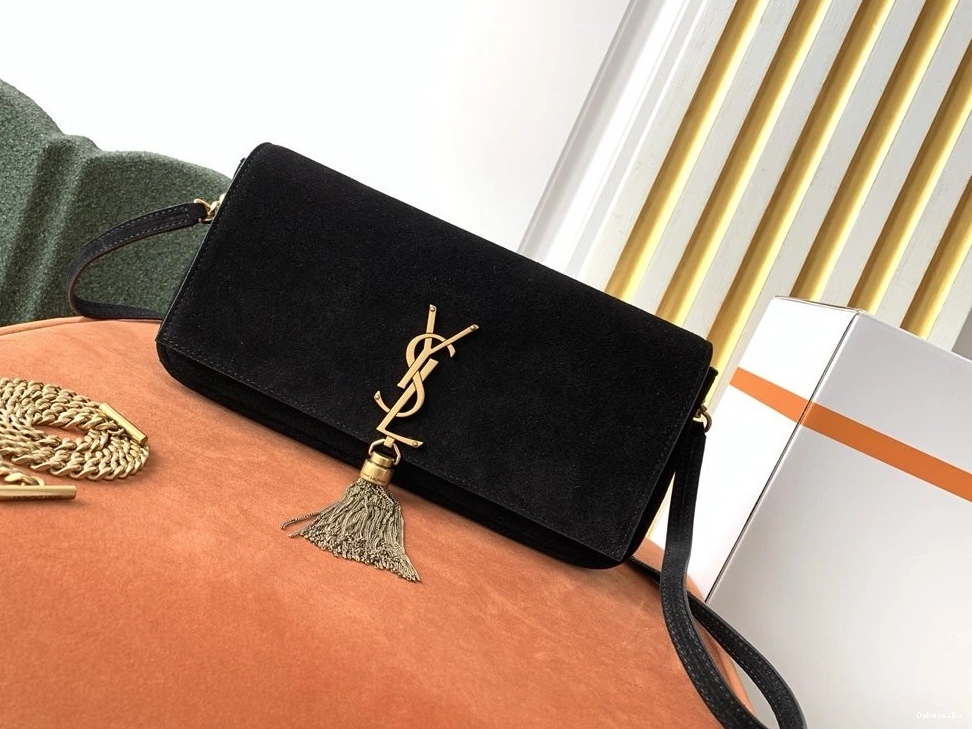 99 KATE YSL 0818